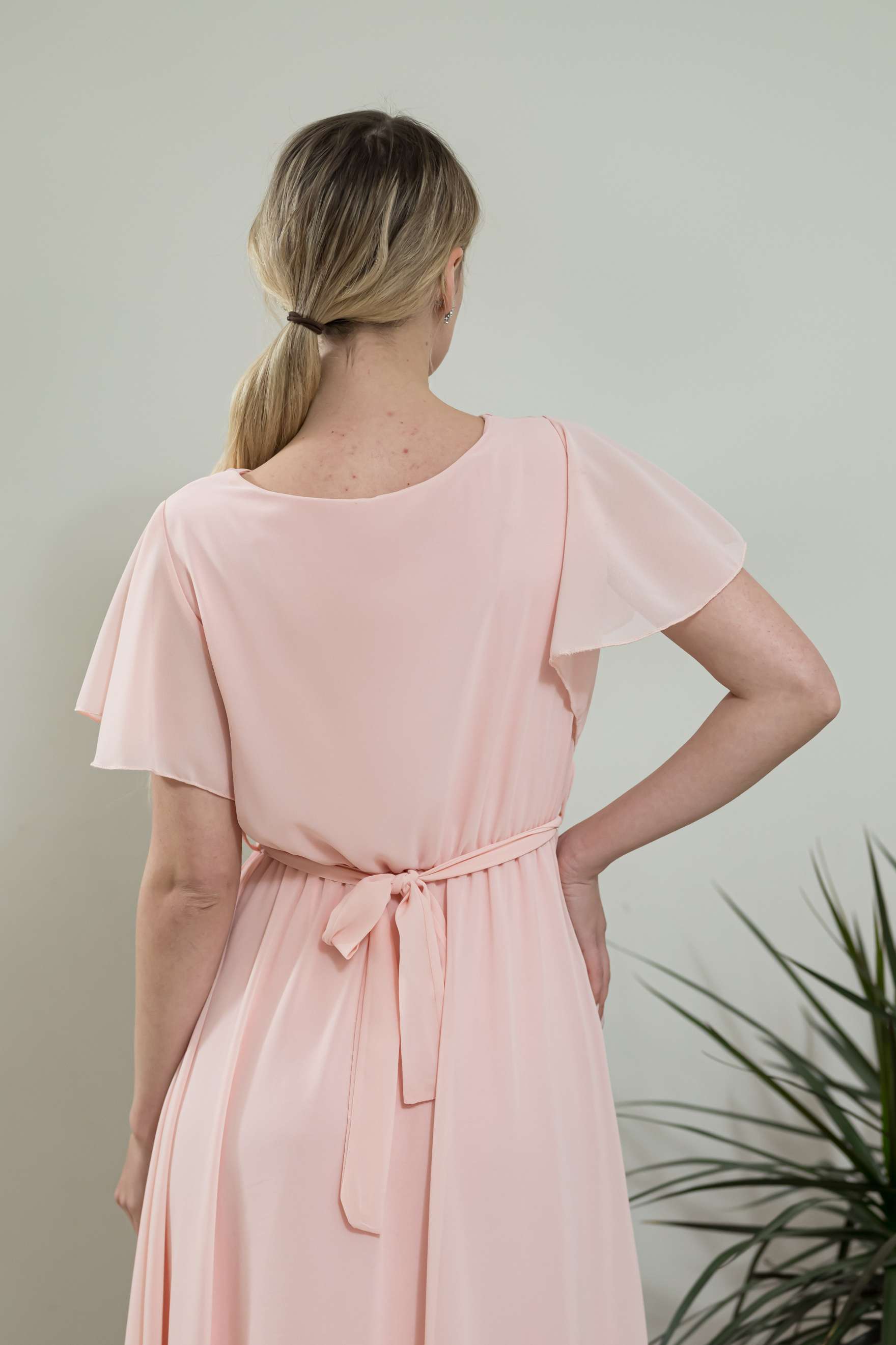 שמלת רומנטיקה